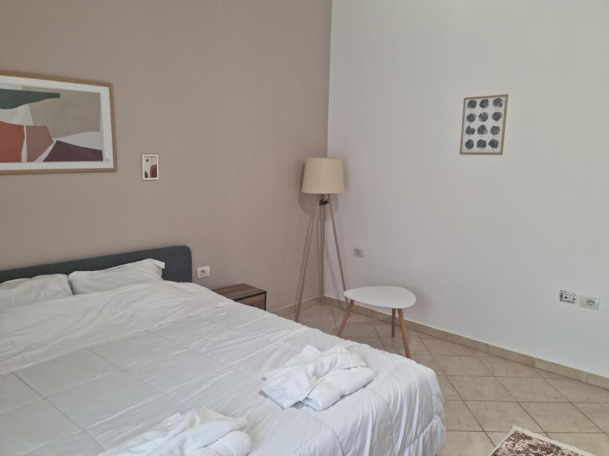 #Beautiful New Apartment,Studio- Close Tirana City Center Екстер'єр фото